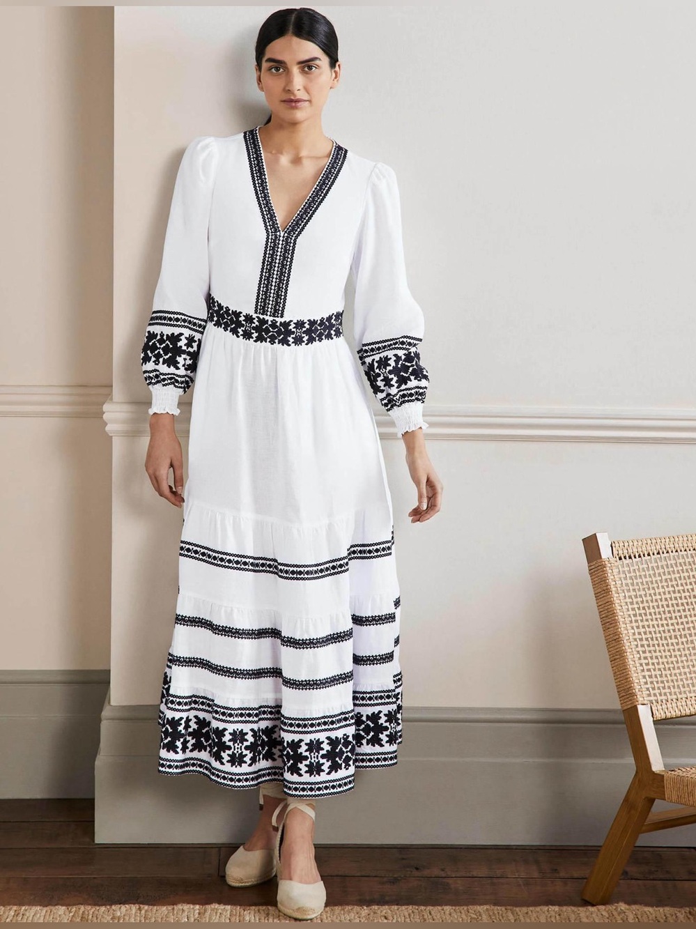 Boden White Black Embroidered Cotton Boho Tiered Maxi Dress. Size 20/22.